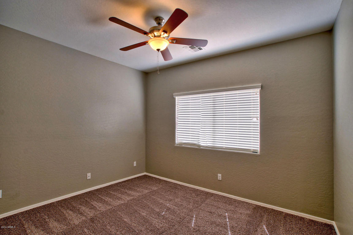 2300 E MAGMA Road, San Tan Valley, AZ 85143