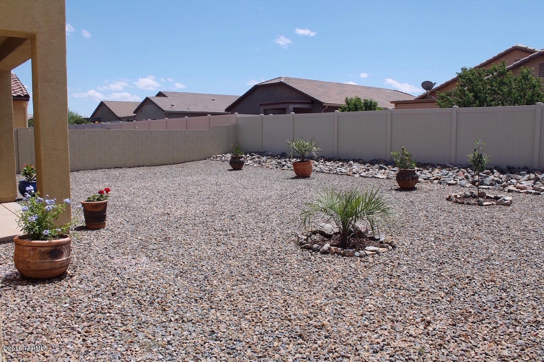 21289 E Volunteer, Red Rock, AZ 85145