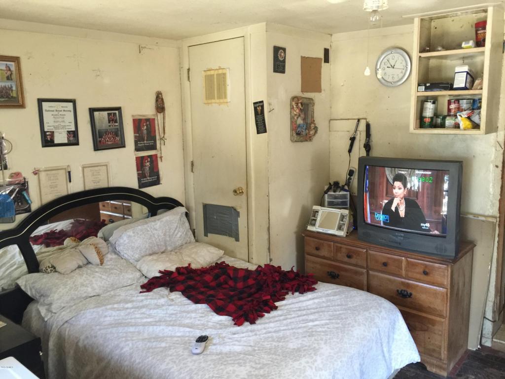 440 S BRIDGE Street, Superior, AZ 85173