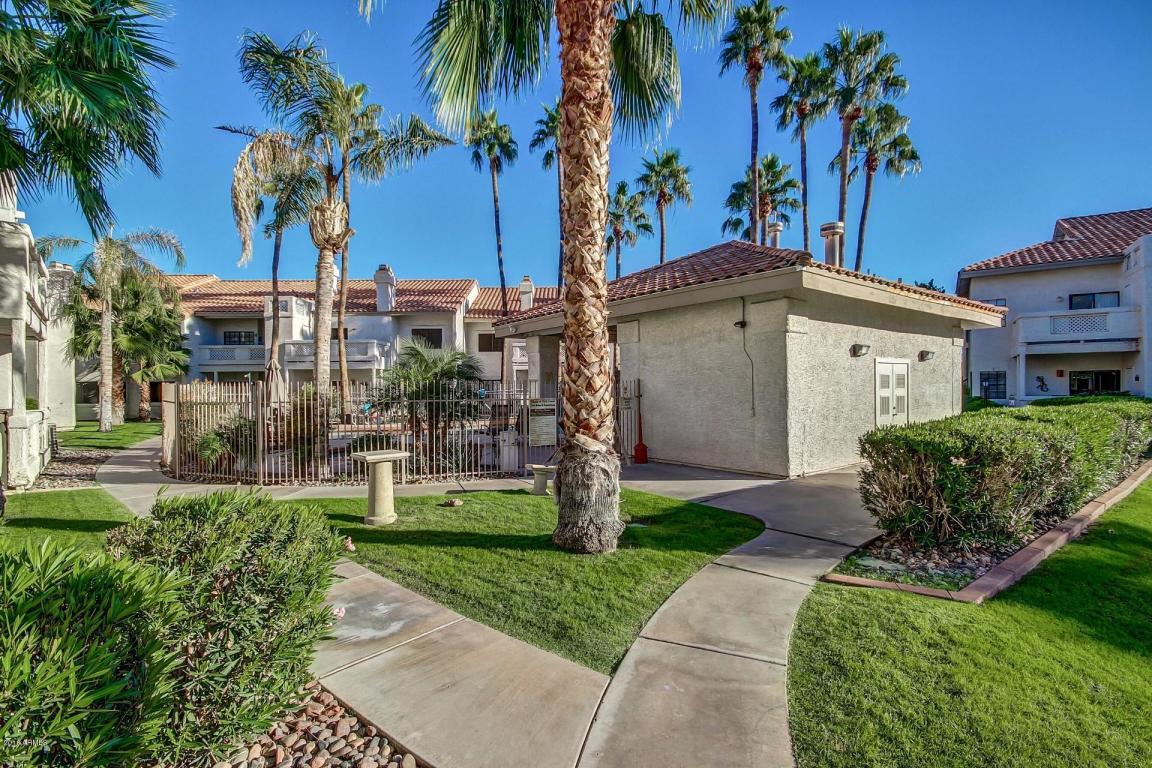930 N MESA Drive, Mesa, AZ 85201