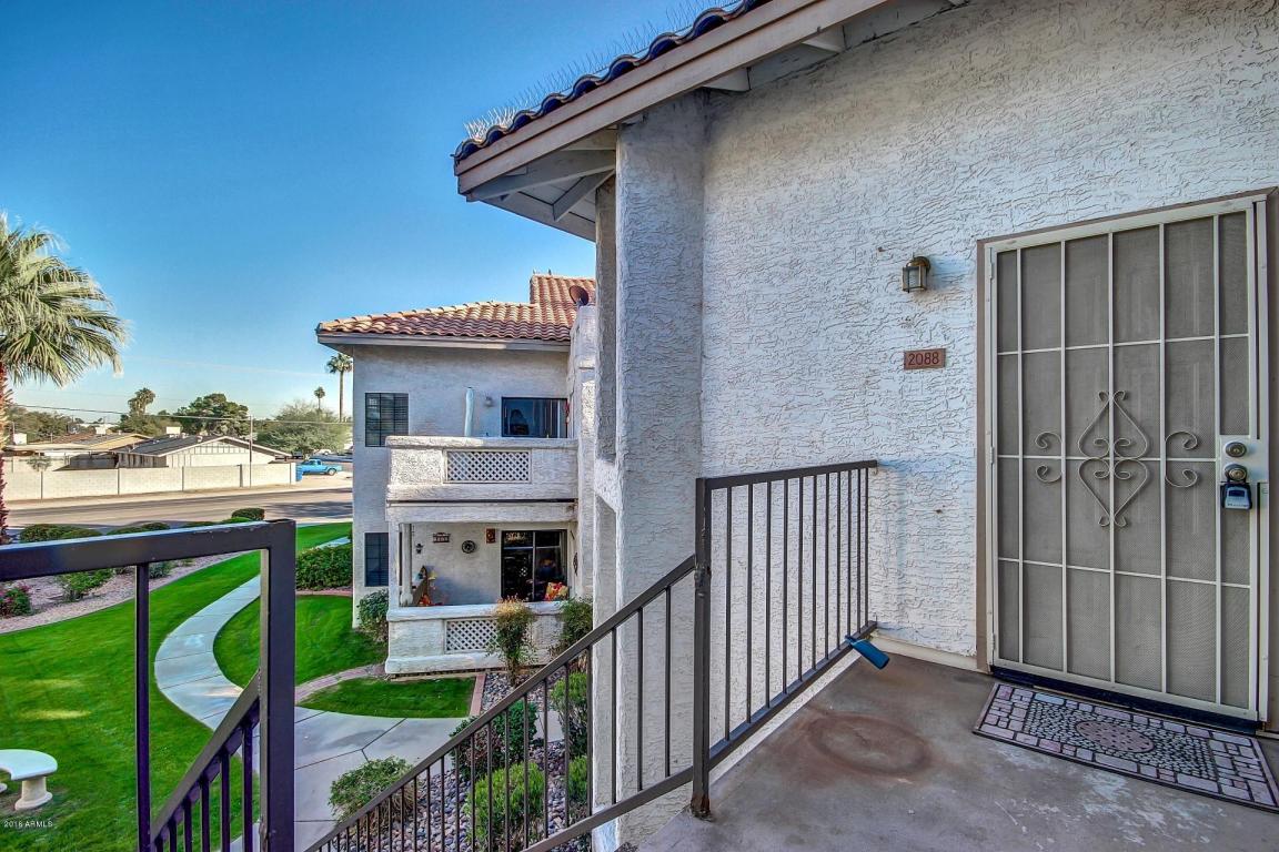 930 N MESA Drive, Mesa, AZ 85201