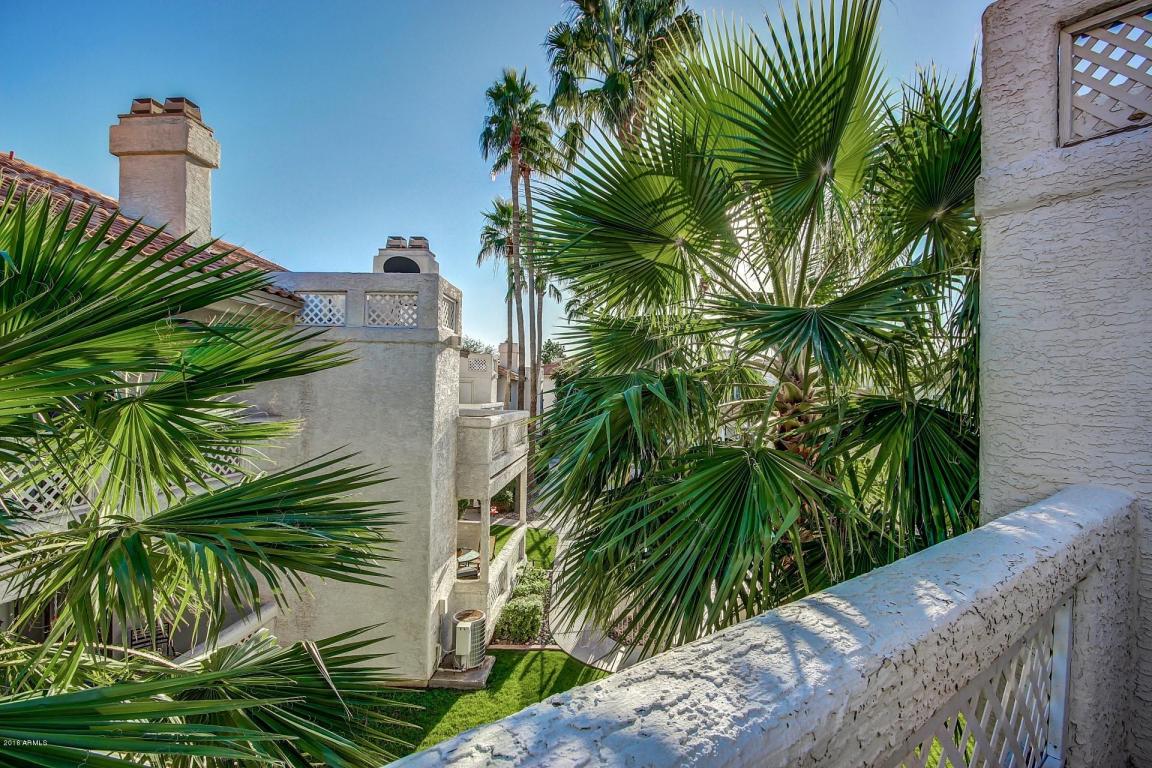 930 N MESA Drive, Mesa, AZ 85201