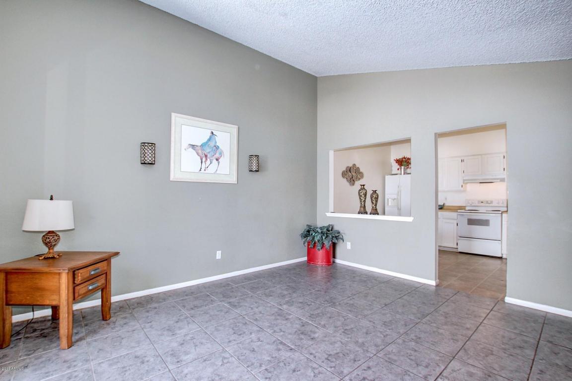 624 N SANTA BARBARA Street, Mesa, AZ 85201