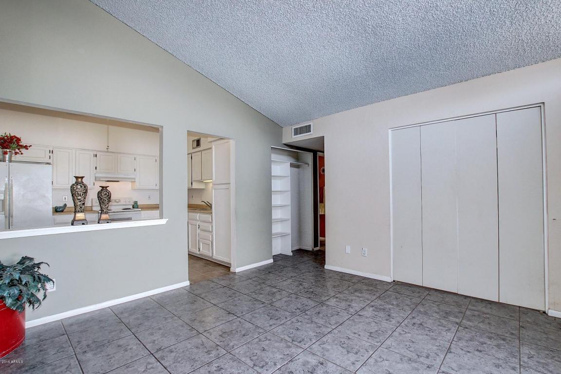 624 N SANTA BARBARA Street, Mesa, AZ 85201