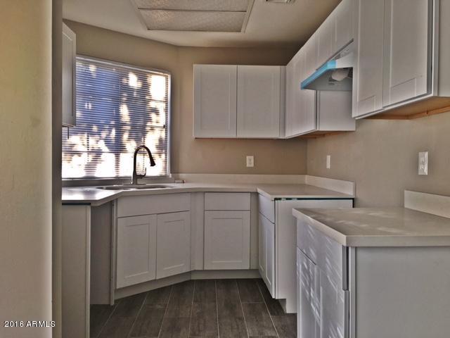 930 N MESA Drive, Mesa, AZ 85201