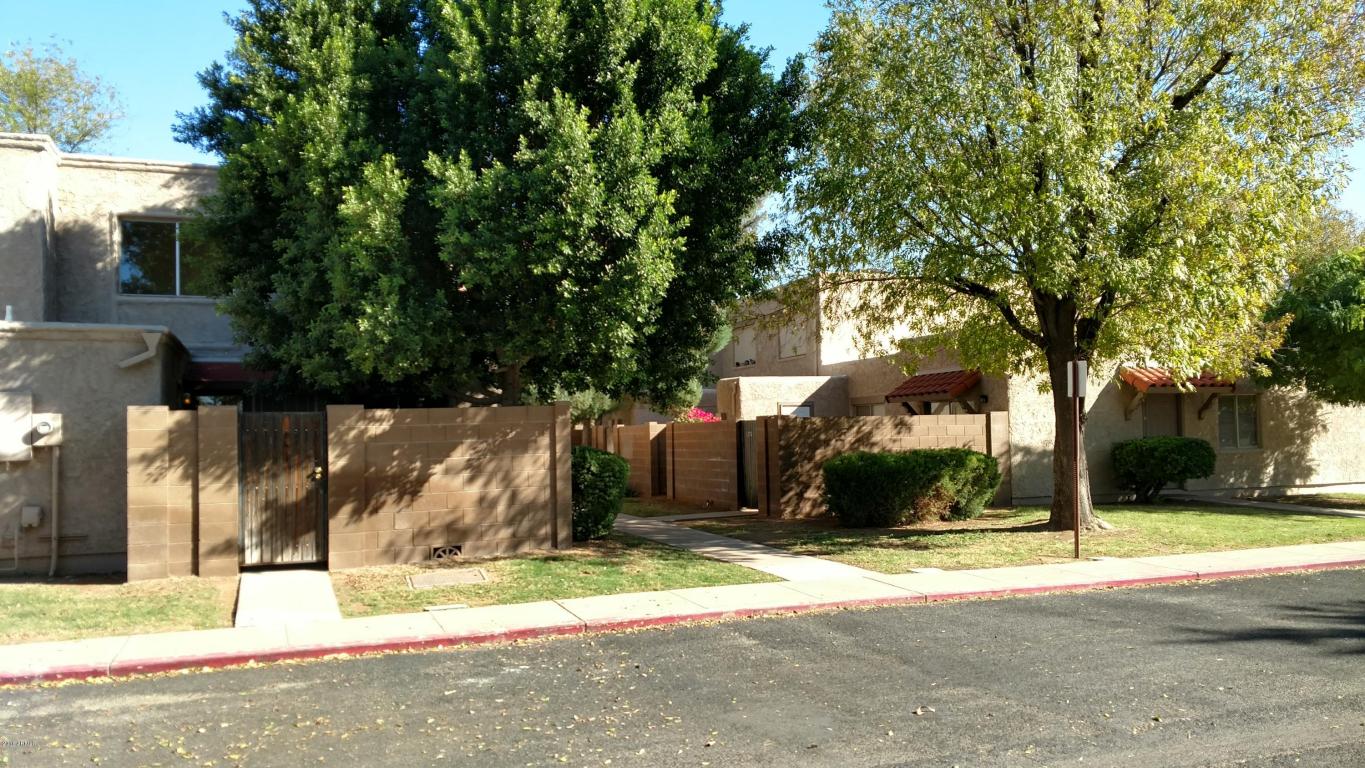 600 S Dobson Road, Mesa, AZ 85202