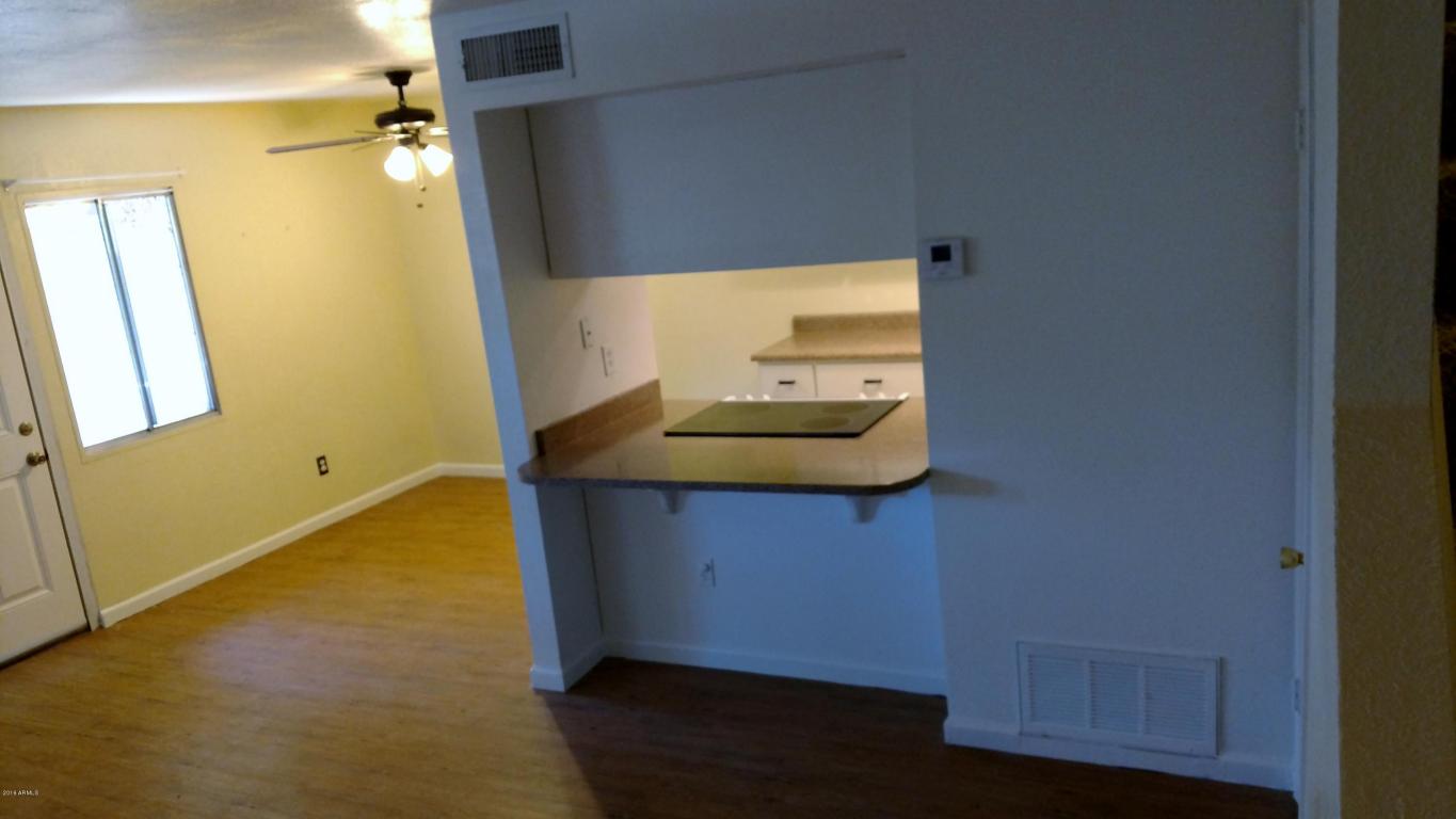600 S Dobson Road, Mesa, AZ 85202