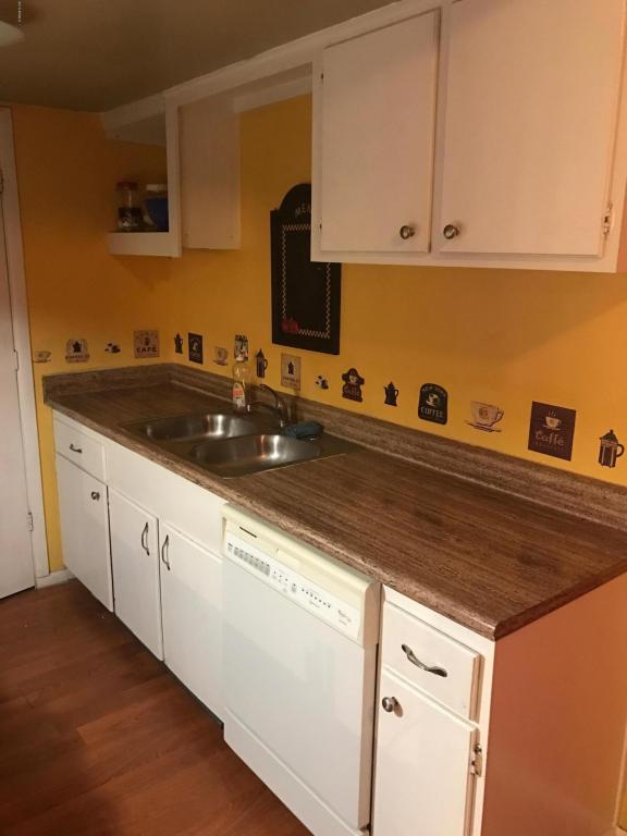 600 S DOBSON Road, Mesa, AZ 85202