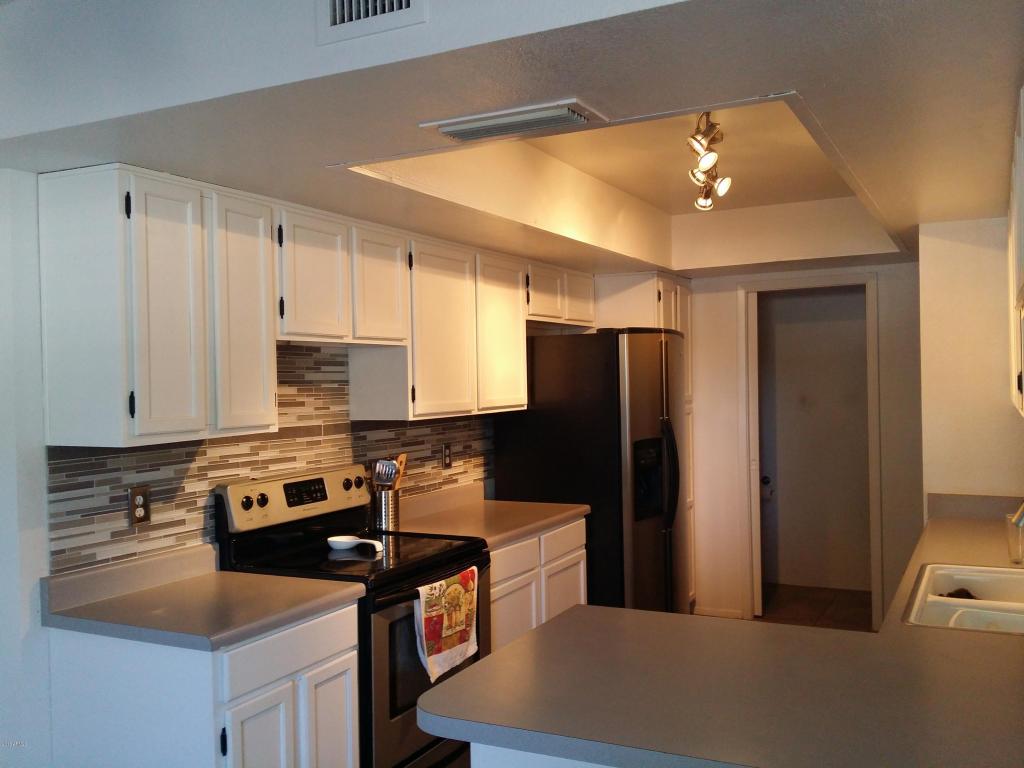1342 W Emerald Avenue, Mesa, AZ 85202