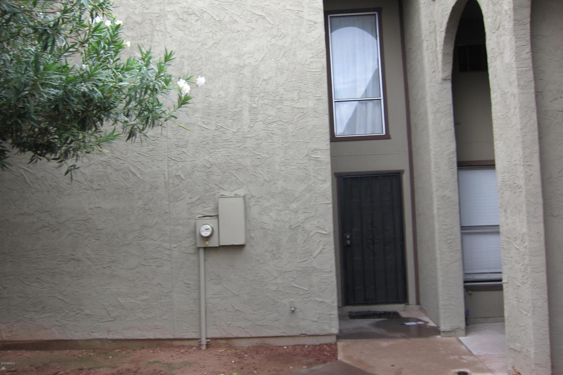 1051 S DOBSON Road, Mesa, AZ 85202