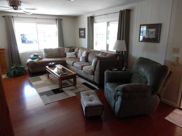 Brentwood West3104 E. BROADWAY, LOT #66Mesa, AZ 85204