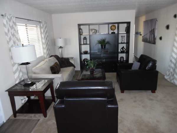Brentwood West3104 E. BROADWAY, LOT #44Mesa, AZ 85204