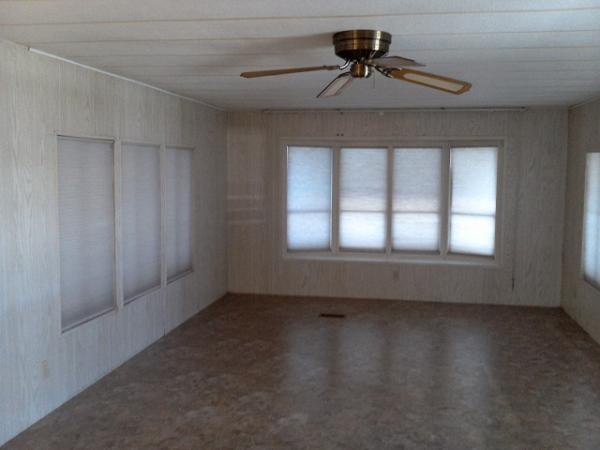 El Mirage Mobile Home Park305 S. Val Vista Dr. #52Mesa, AZ 85204