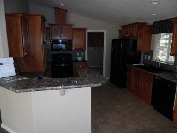 Brentwood West3104 E. BROADWAY, LOT #218Mesa, AZ 85204