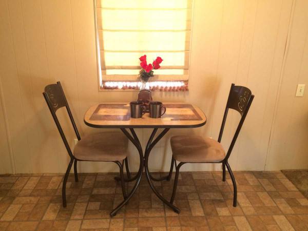 Twin Knolls Mobile Home Villa E Broadway RdMesa, AZ 85204