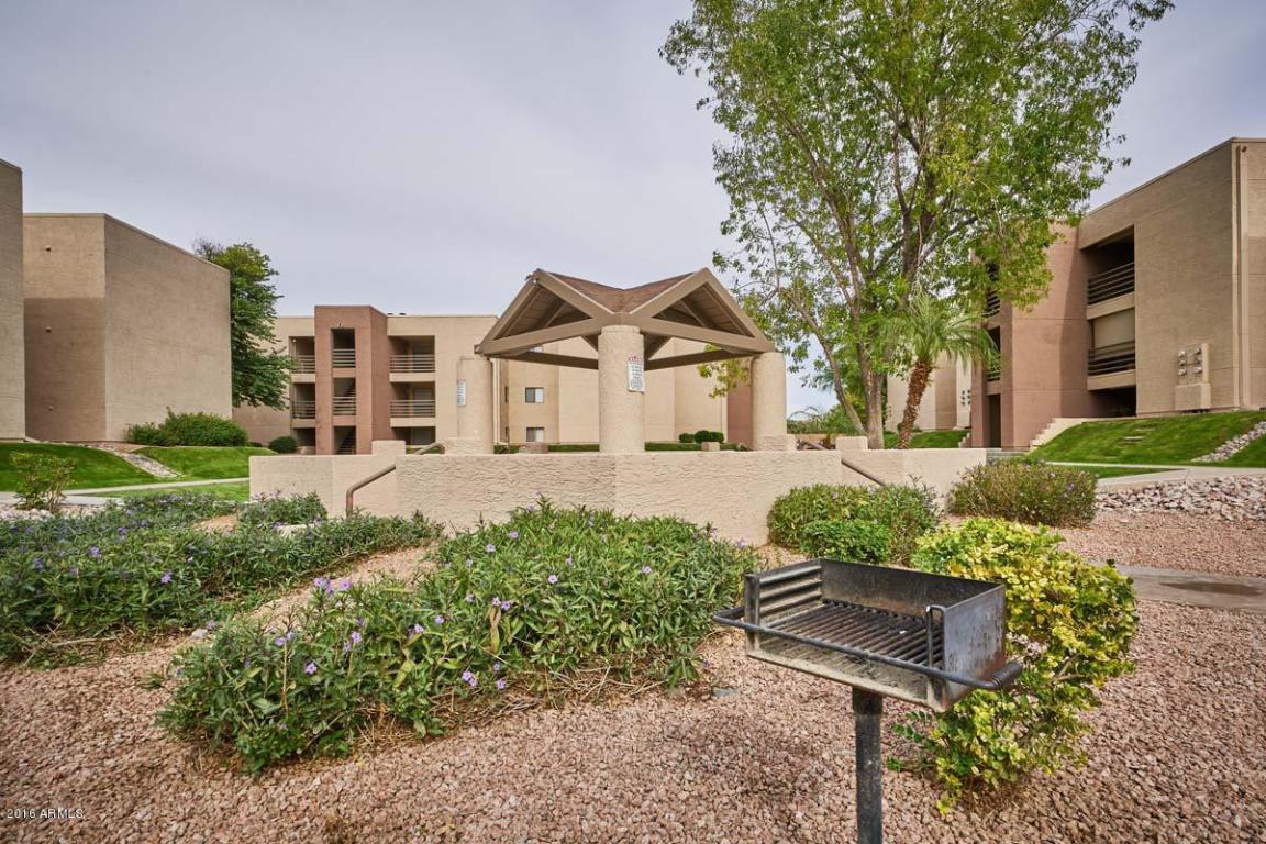1340 N RECKER Road, Mesa, AZ 85205