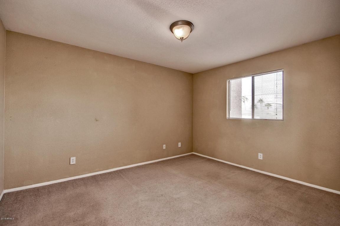 1340 N RECKER Road, Mesa, AZ 85205