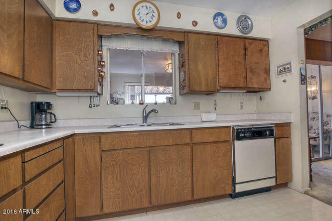 301 N 61ST Place, Mesa, AZ 85205