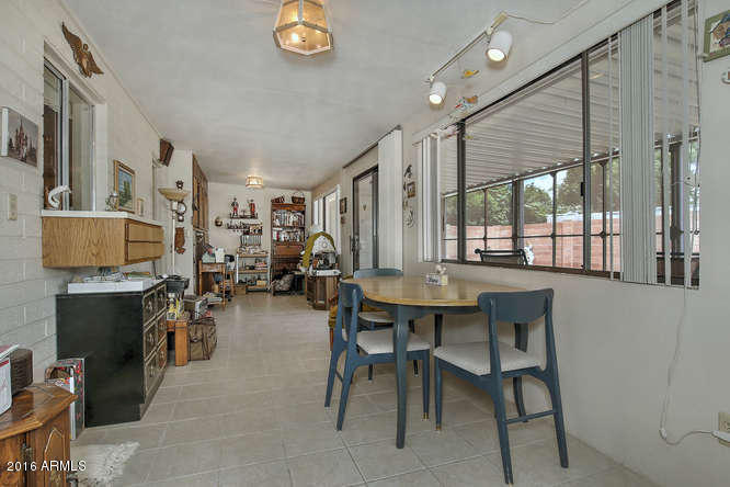 301 N 61ST Place, Mesa, AZ 85205