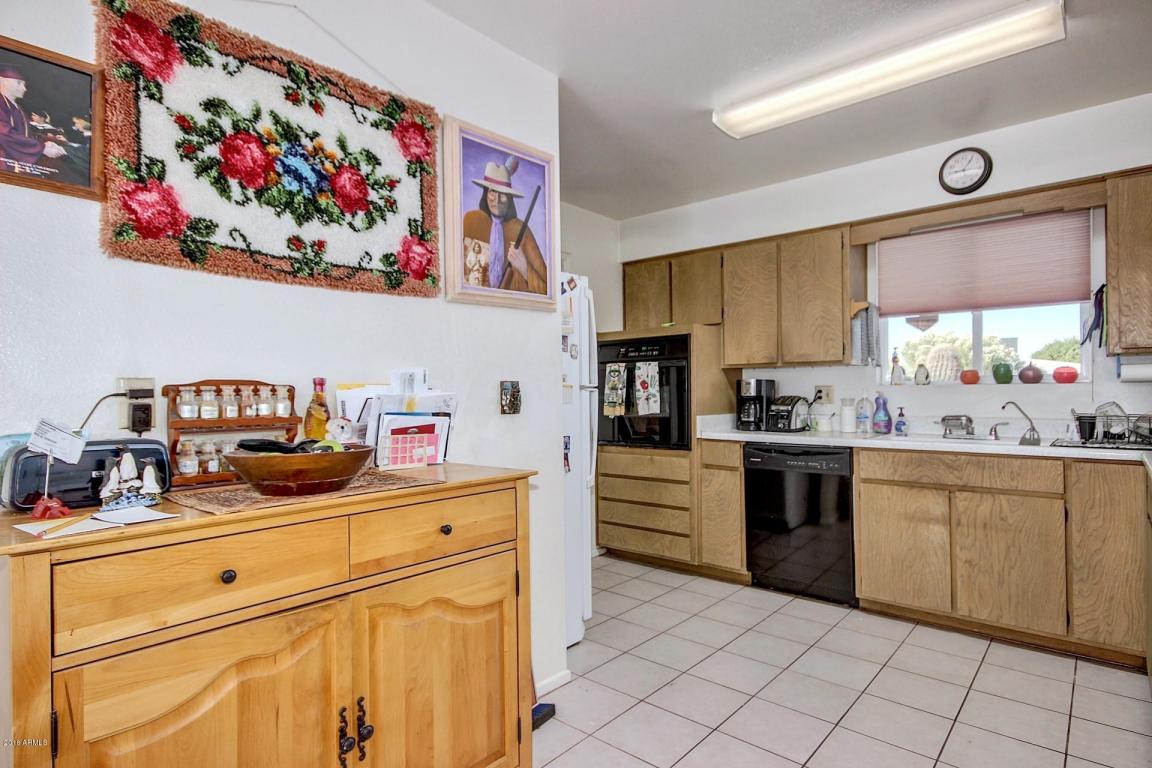 747 N 63RD Place, Mesa, AZ 85205