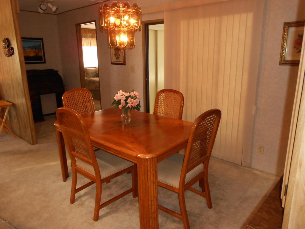 238 S 54th Place, Mesa, AZ 85206