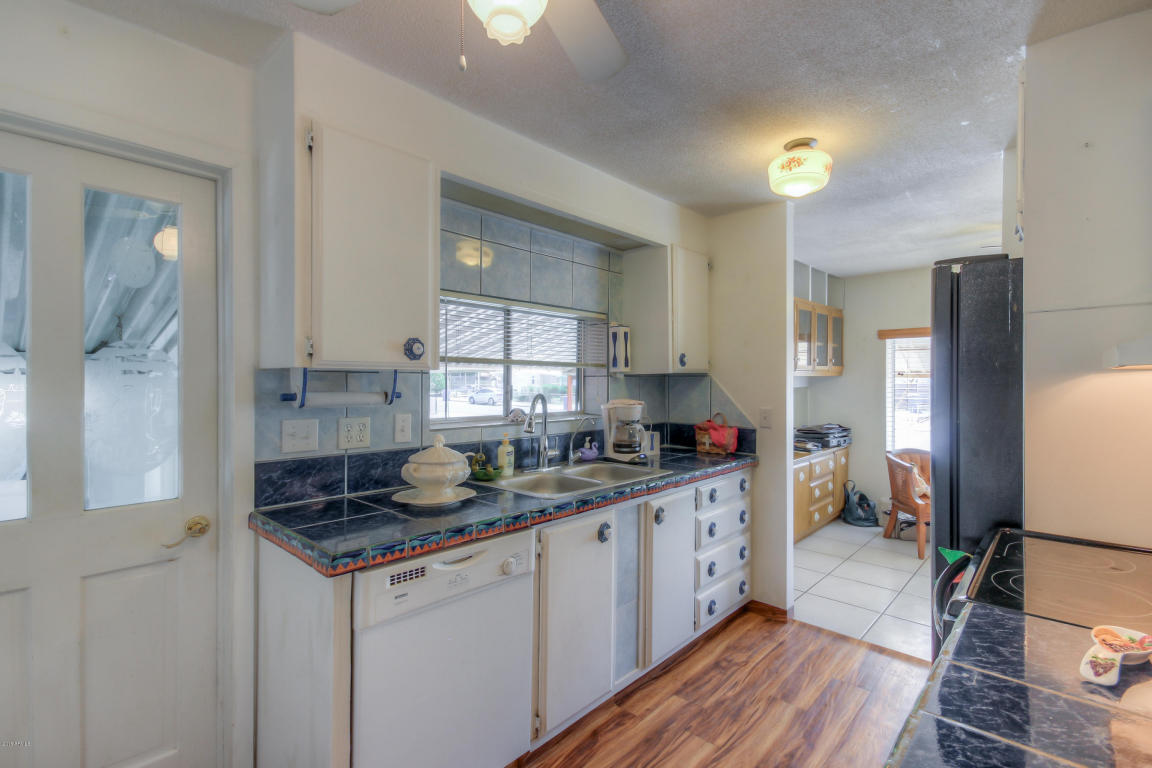 3940 E BIRCHWOOD Avenue, Mesa, AZ 85206