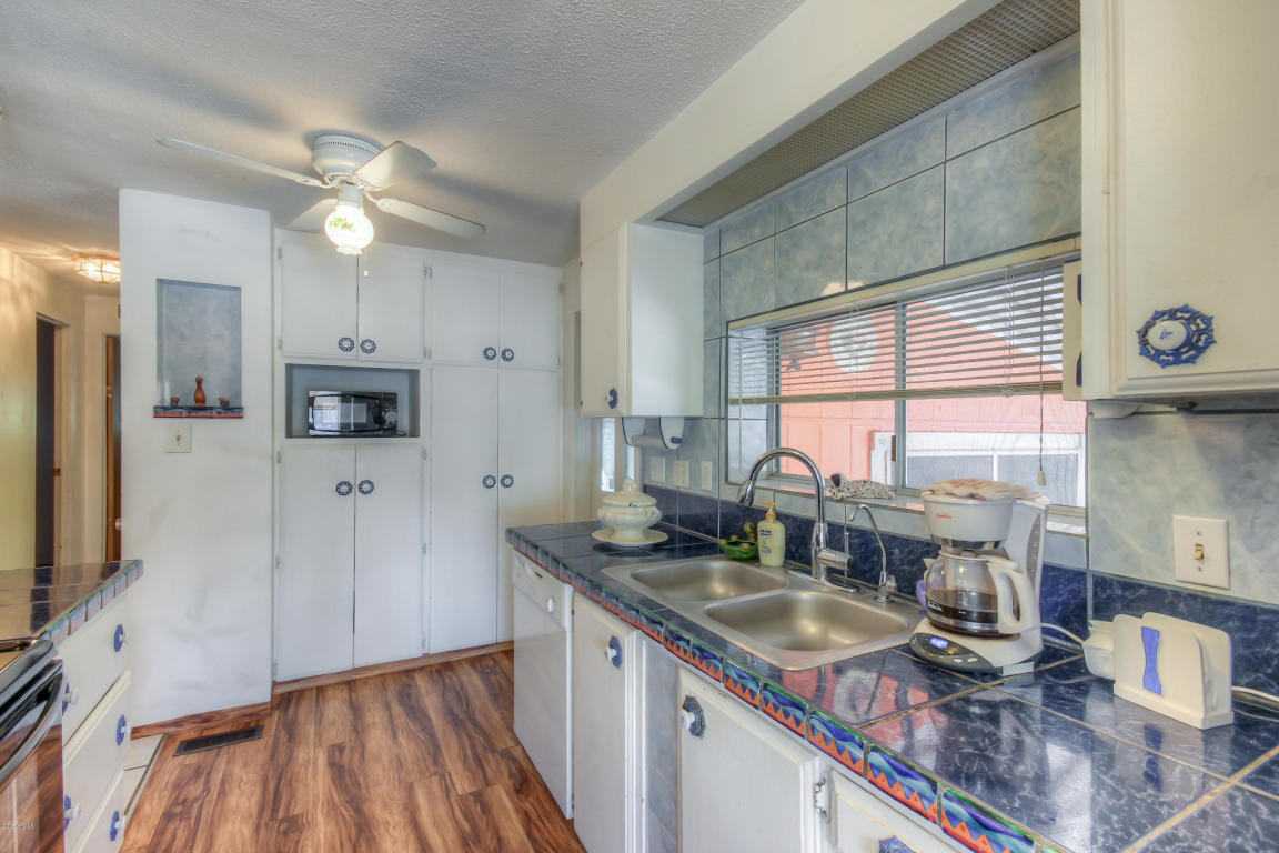 3940 E BIRCHWOOD Avenue, Mesa, AZ 85206