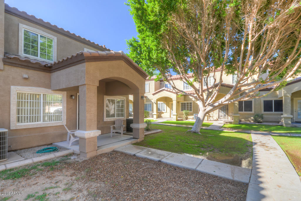 125 S 56TH Street, Mesa, AZ 85206