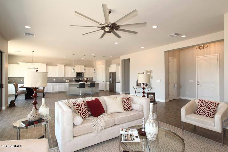 1113 N 107th Place, Mesa, AZ 85207