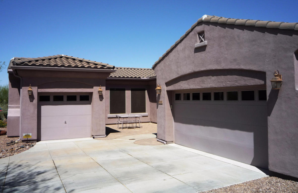 8714 E NANCE Street, Mesa, AZ 85207