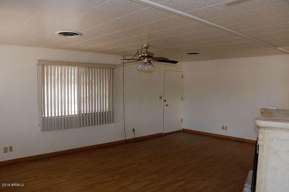 300 S 74TH Way, Mesa, AZ 85208
