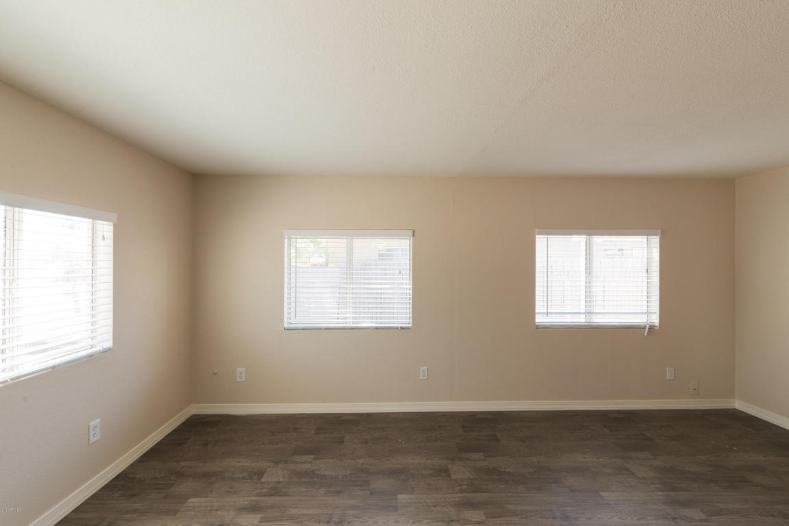 8010 E 3RD Avenue, Mesa, AZ 85208