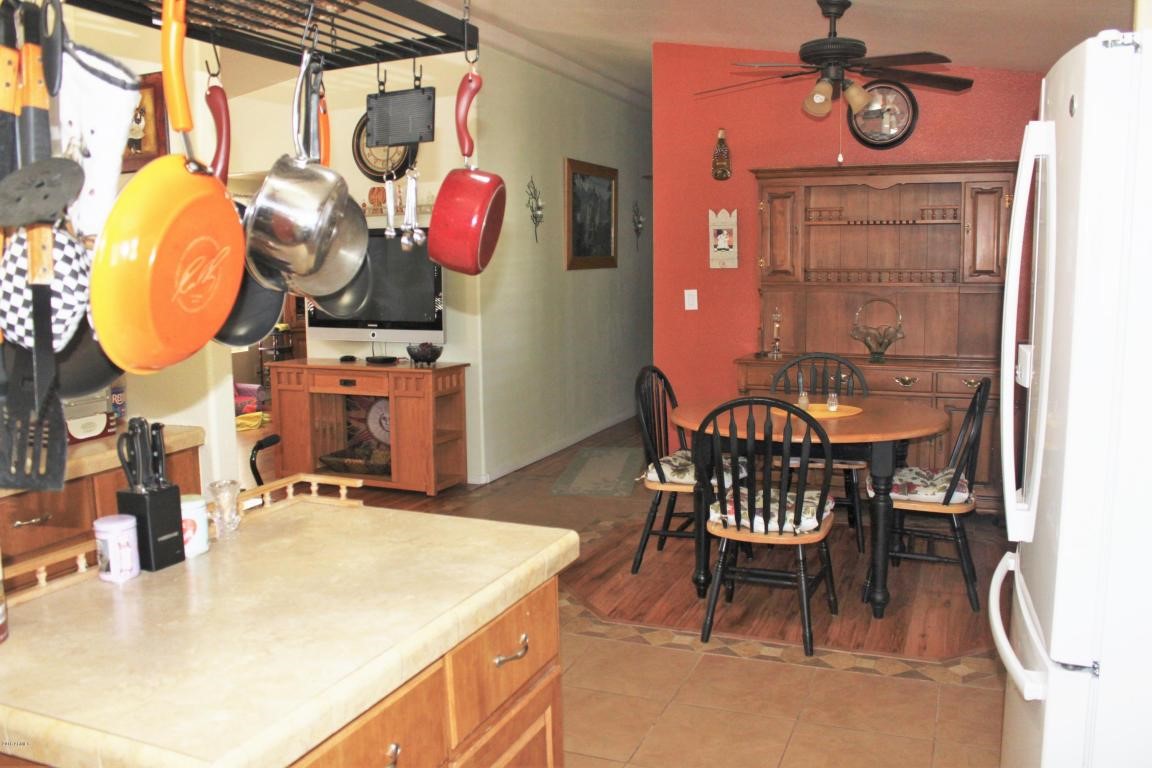 8146 E Calypso Avenue, Mesa, AZ 85208