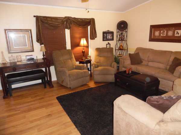 Mountain View8600 E. Broadway Rd, Lot 016Mesa, AZ 85208