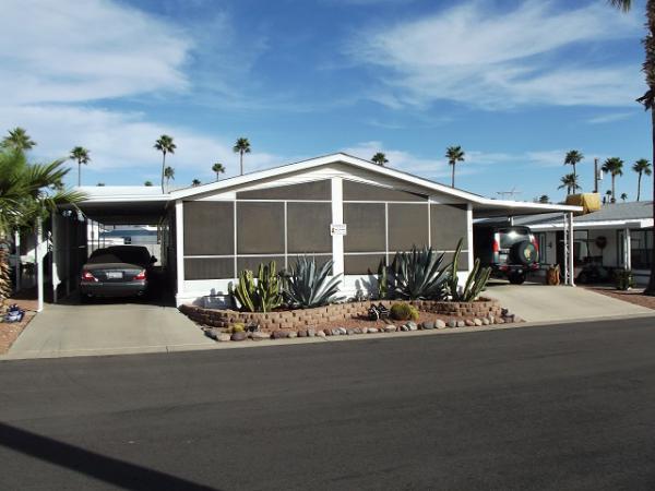 Holiday Palms Mobile Home Park9302 E. Broadway RoadMesa, AZ 85208