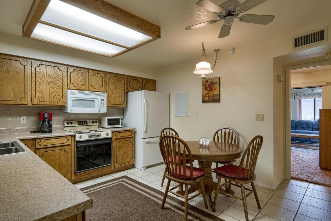 2064 S Farnsworth Drive, Mesa, AZ 85209