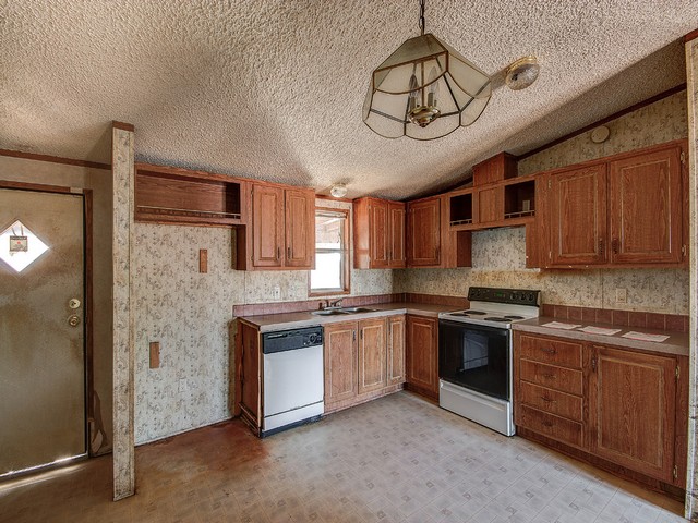 7550 East Juanita AveMesa, AZ, 85209Maricopa County