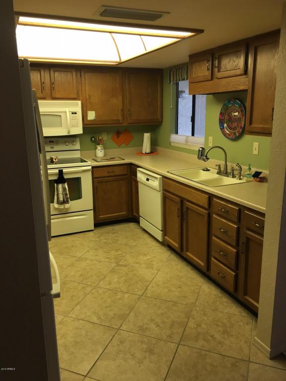 5518 E LINDSTROM Lane, Mesa, AZ 85215