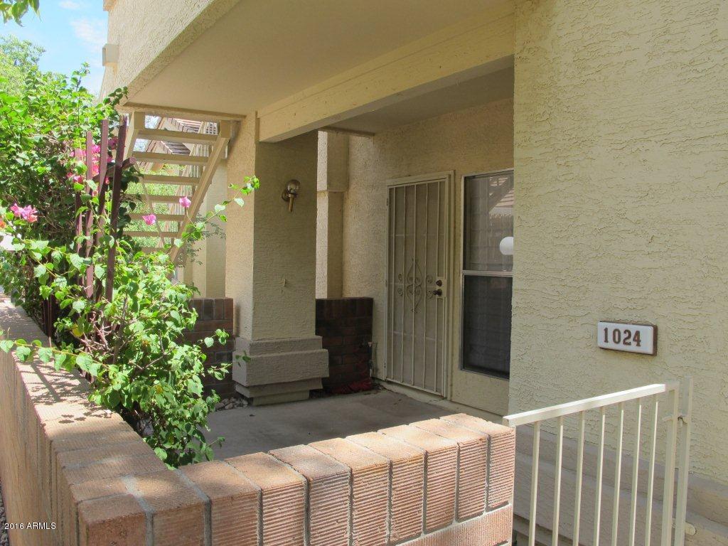 2201 N COMANCHE Drive, Chandler, AZ 85224