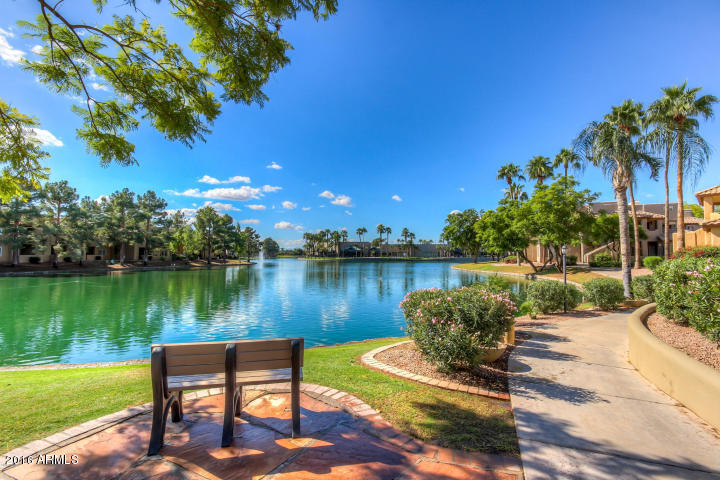 1825 W RAY Road, Chandler, AZ 85224