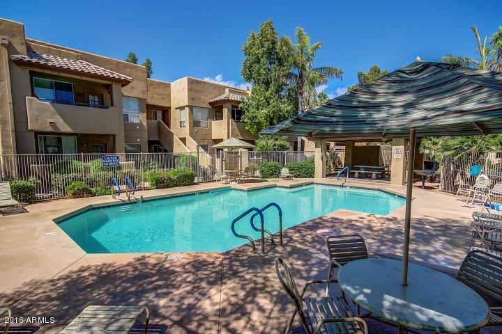 1825 W RAY Road, Chandler, AZ 85224