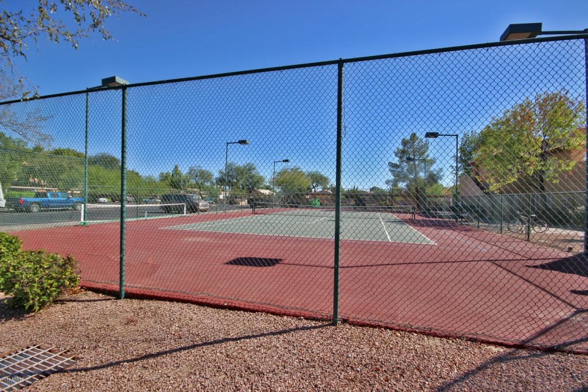 1825 W RAY Road, Chandler, AZ 85224