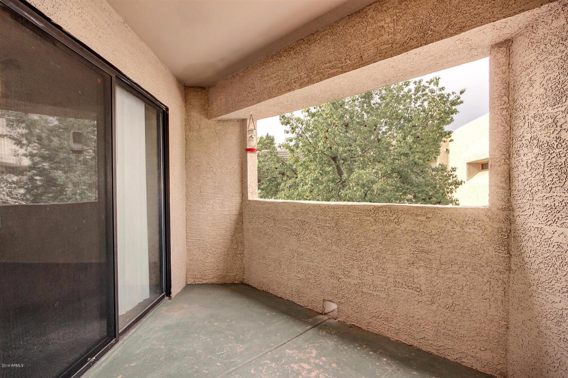 1287 N ALMA SCHOOL Road, Chandler, AZ 85224