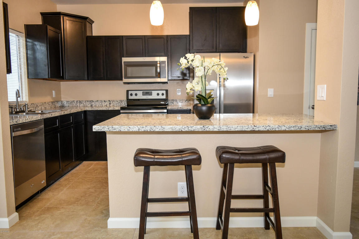 1600 N SABA Street, Chandler, AZ 85225