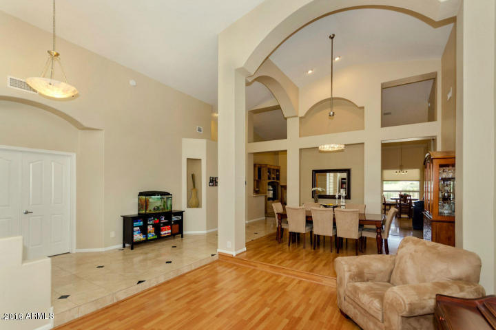 6471 W LINDA Lane, Chandler, AZ 85226