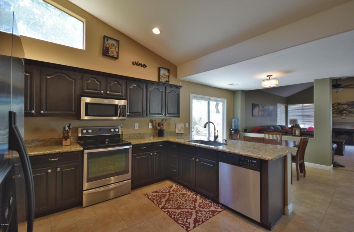3136 W IRONWOOD Circle, Chandler, AZ 85226