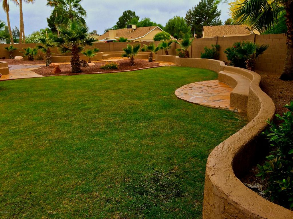 1043 W SHERRI Drive, Gilbert, AZ 85233