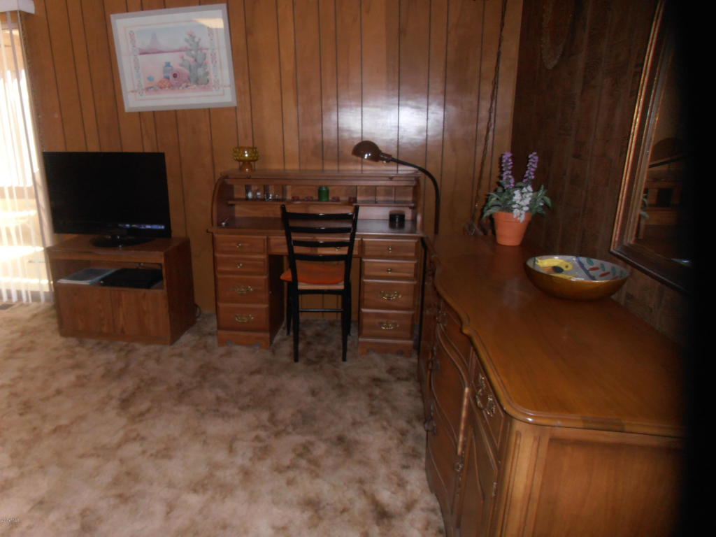25612 S MONTANA Avenue, Sun Lakes, AZ 85248