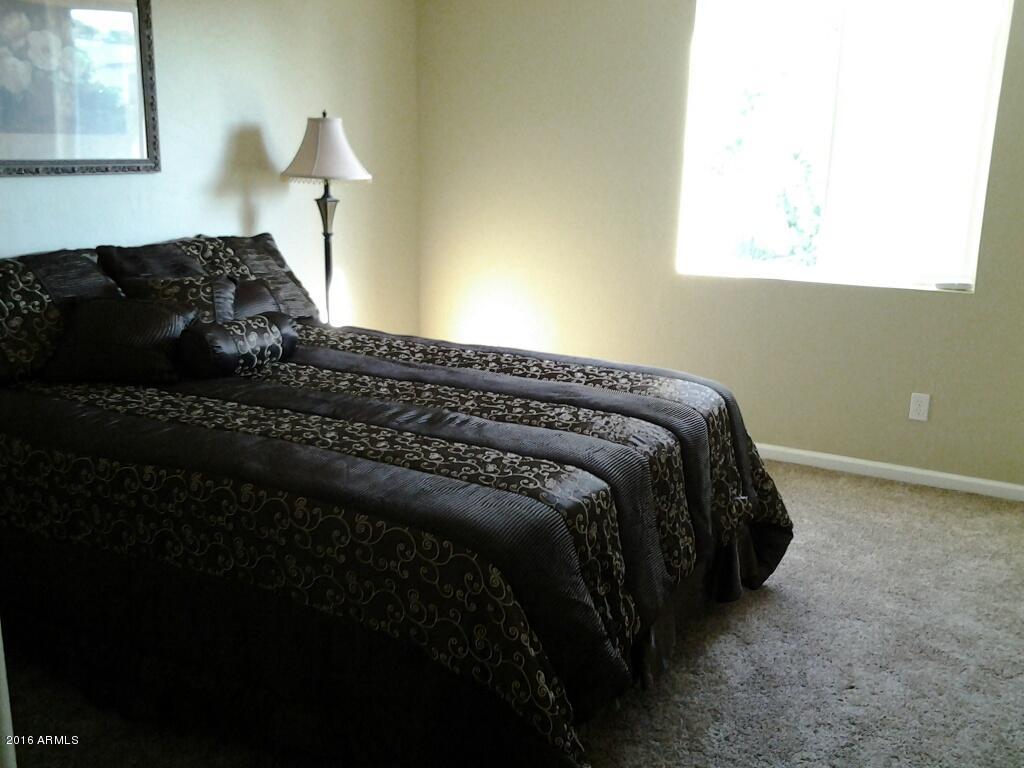 8929 E OHIO Avenue, Sun Lakes, AZ 85248