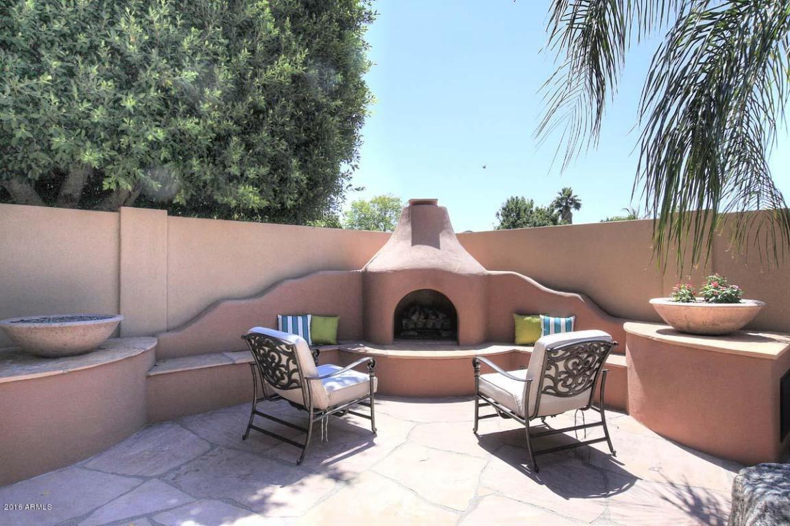 895 W AZALEA Drive, Chandler, AZ 85248